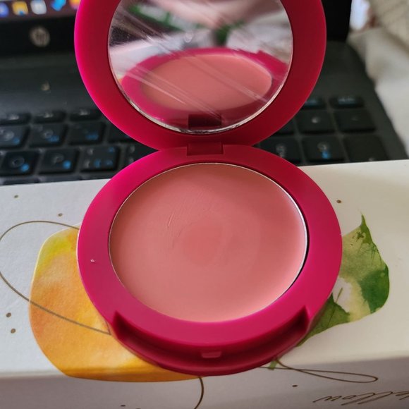 Beautiful Shainab Cream Blush - Rosa! - Picture 2 of 2